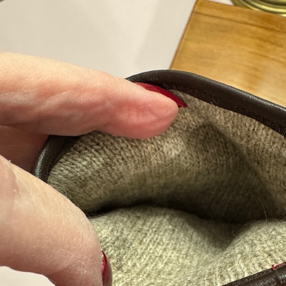 Elegant Burgundy Leather Gloves SIZE SMALL new - Picture 3 of 6